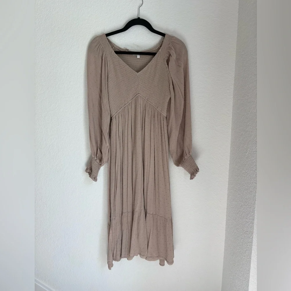 Baltic Born Lainey Smocked Swiss Dot Midi Dress Taupe Boho Long Sleeve Large - Picture 2 of 14